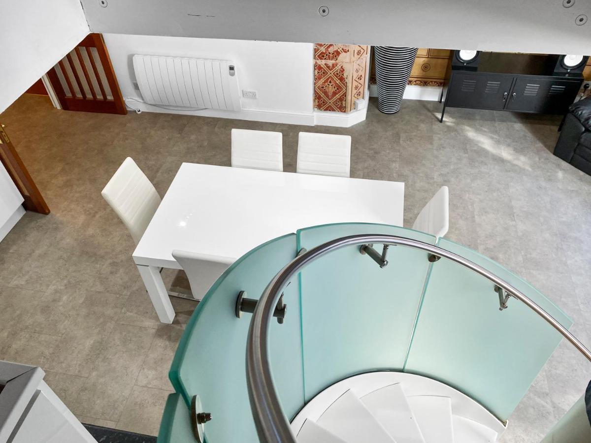 Rare 1-Bed Church Converted Apartment In London Luaran gambar