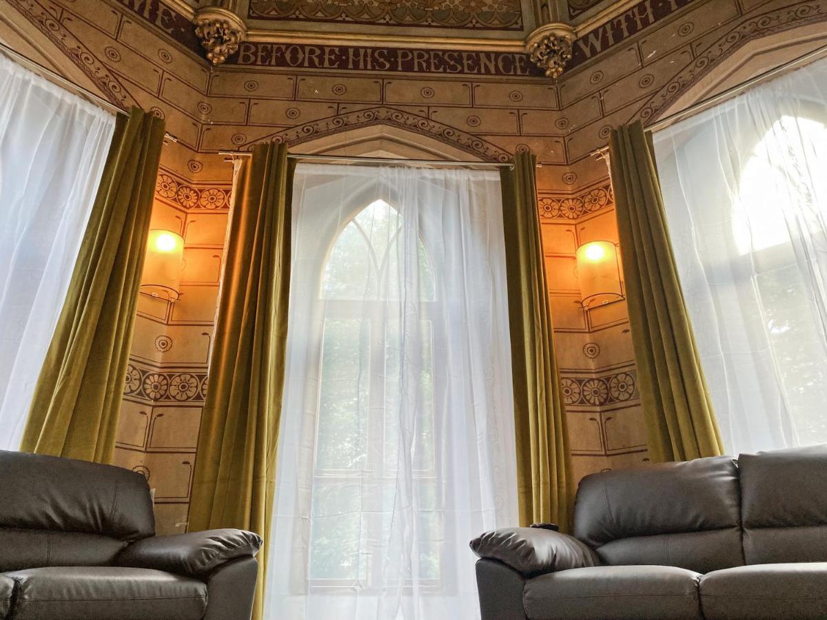 Rare 1-Bed Church Converted Apartment In London Luaran gambar