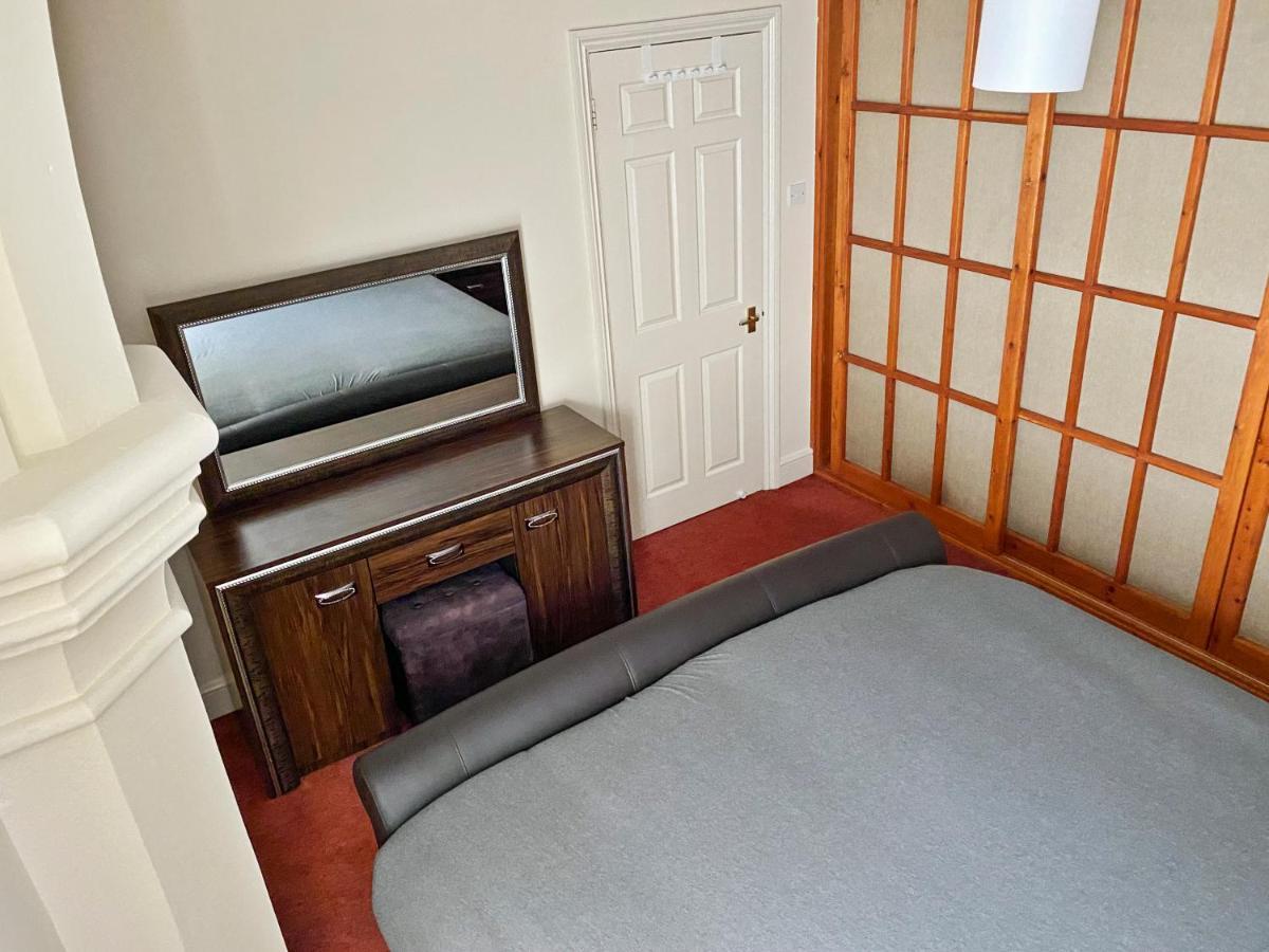 Rare 1-Bed Church Converted Apartment In London Luaran gambar